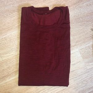 Lululemon XXL Metal Vent Teach Short Sleeve Red